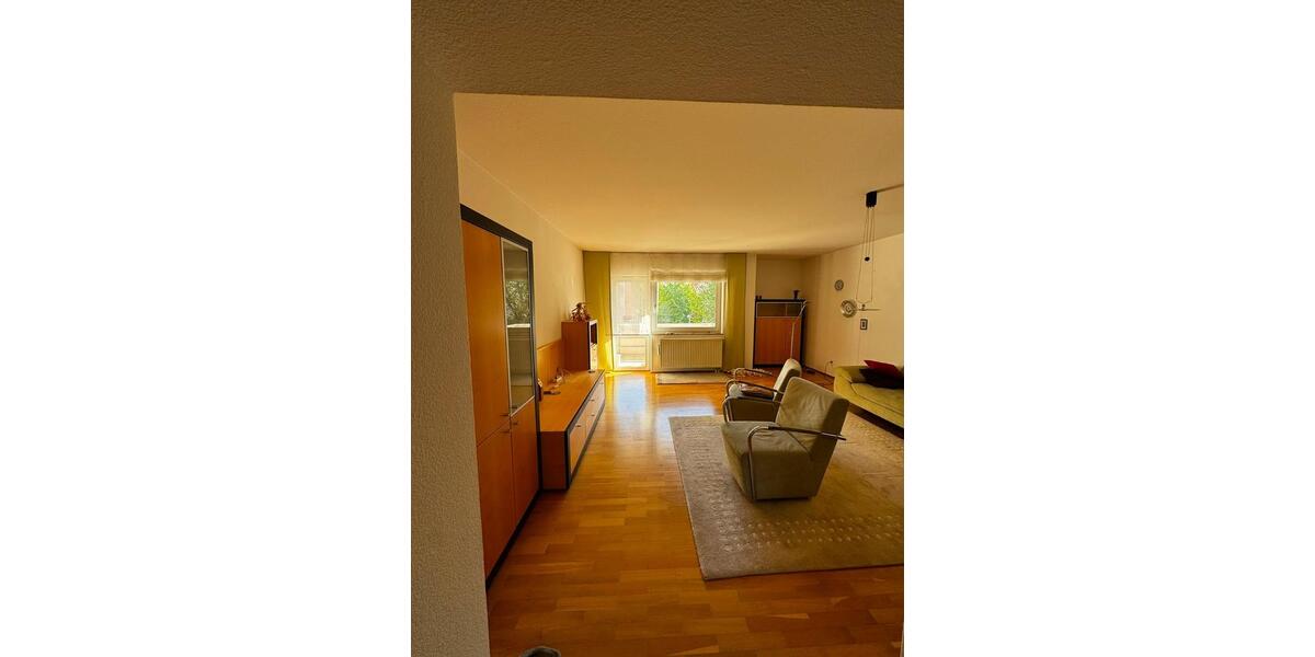 Etagenwohnung Zwickau Auerbach - 3 Zimmer, 70 m&sup2;, 95.000&euro; | Angebot:27455237
