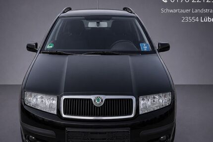 Skoda Fabia 145.333 km 2.650 &euro; Lübeck 23554