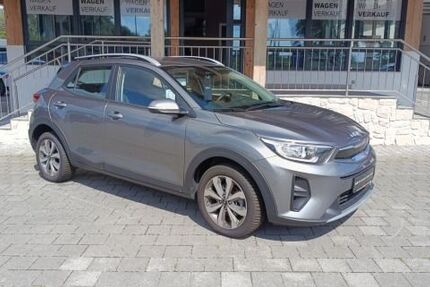 Kia Stonic 17.939 km 18.990 &euro; München 81241