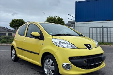 Peugeot 107 146.000 km 3.400 &euro; Selfkant 52538