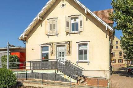 Attraktive Liegenschaft auf weitläufigem Grundstück zimmer