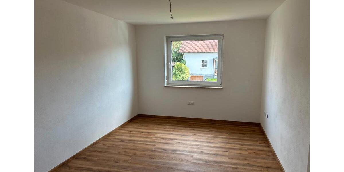 Etagenwohnung Roding - 3.5 Zimmer, 86 m&sup2;, 800&euro; | Angebot:26468822