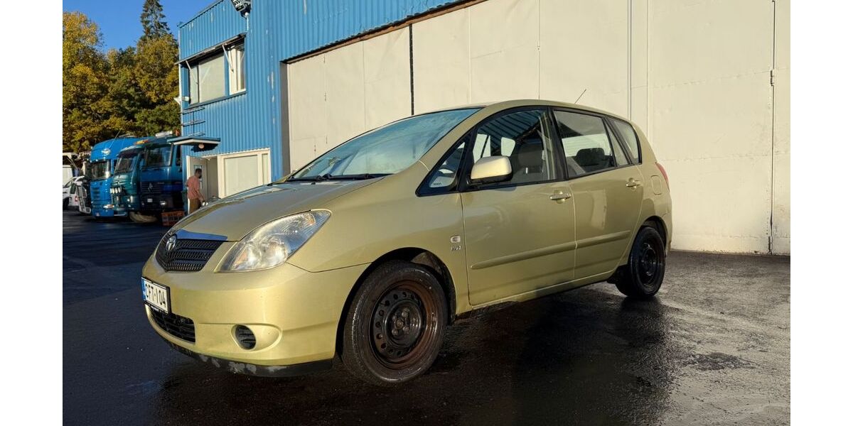 Toyota Corolla Verso 334.000 km 1.950 &euro; Sottrum 27367