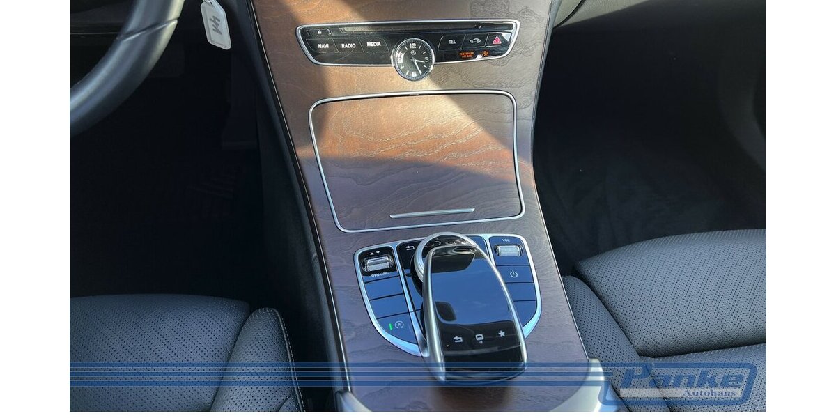Mercedes-Benz C 250 C -Klasse*LED*Navi*R+F-Cam*Leder*Belüftete 87.057 km 19.980 € Berlin 13187
