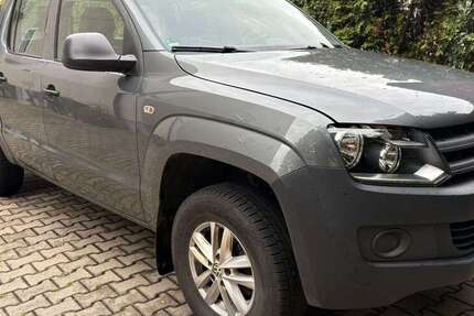 VW Amarok 301.000 km 7.450 € München 81245