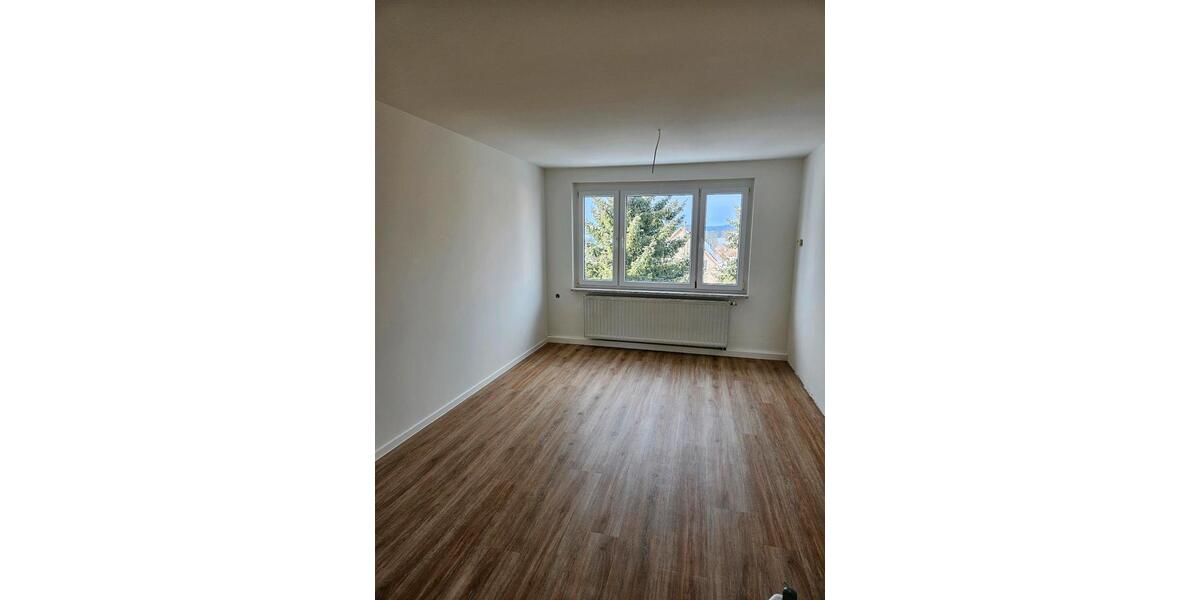 Etagenwohnung Neustadt an der Orla - 3 Zimmer, 57 m&sup2;, 360&euro; | Angebot:25046433