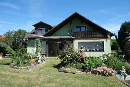 Haus Fünfstetten - 7 Zimmer, 190 m&sup2;, 320.000&euro; | Angebot:26795537