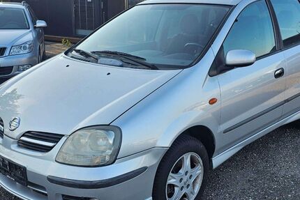 Nissan Almera Tino 221.888 km 950 &euro; Kempen 47906