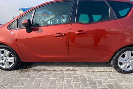 Opel Meriva 117.500 km 4.990 &euro; Neufarn 85646