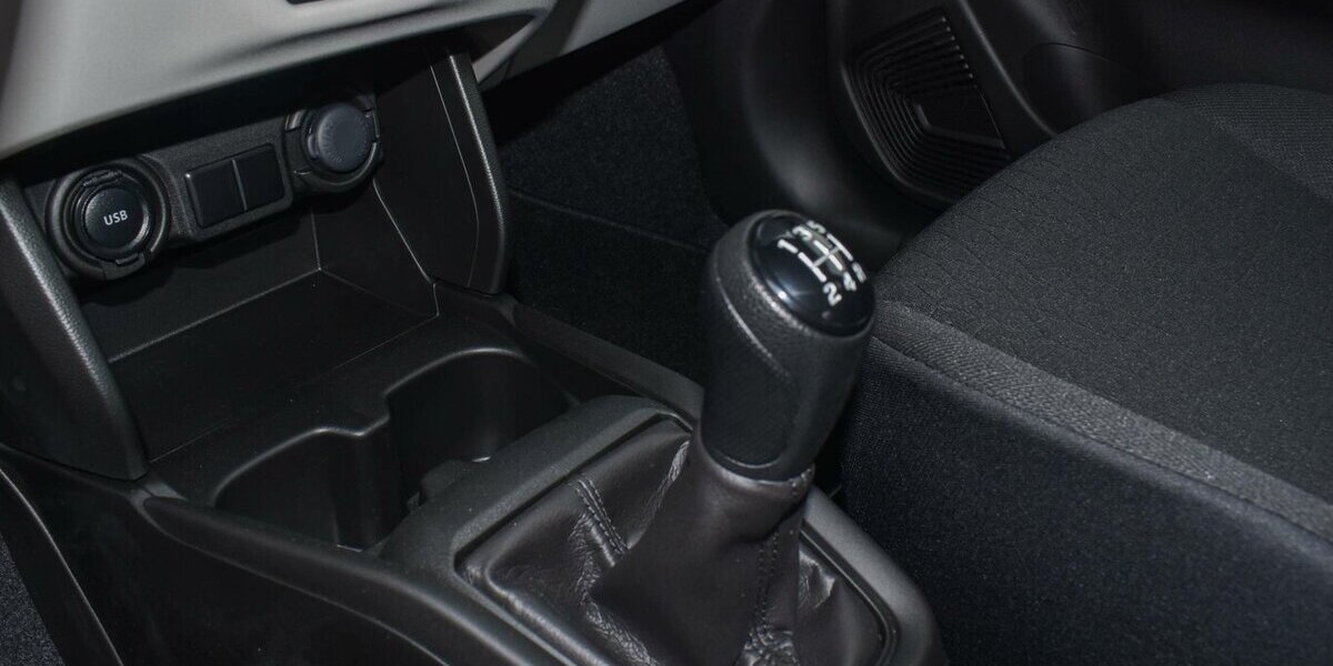 Suzuki Swift Club 1.2l M/T Dualjet Hybrid 16.600 km 15.450 &euro; Höchberg-Würzburg 97204