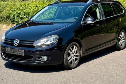 VW Golf 217.000 km 3.300 &euro; Düren 52351