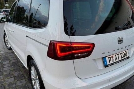 Seat Alhambra 59.200 km 22.500 &euro; Potsdam 14482