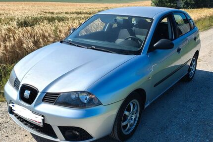 Seat Ibiza 212.000 km 1.890 &euro; Haag 83527