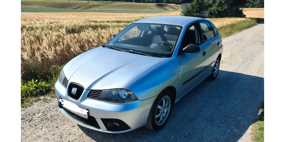 Seat Ibiza 212.000 km 1.890 &euro; Haag 83527