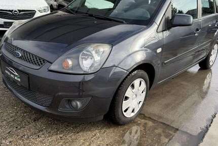 Ford Fiesta 114.000 km 2.999 &euro; Paderborn 33100