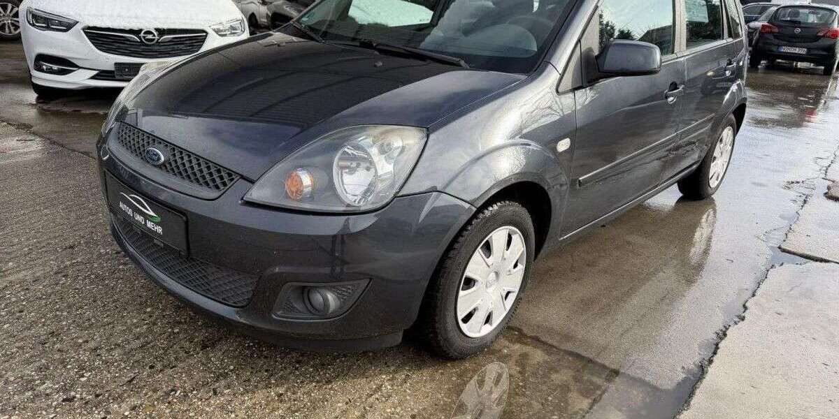 Ford Fiesta 114.000 km 2.999 &euro; Paderborn 33100