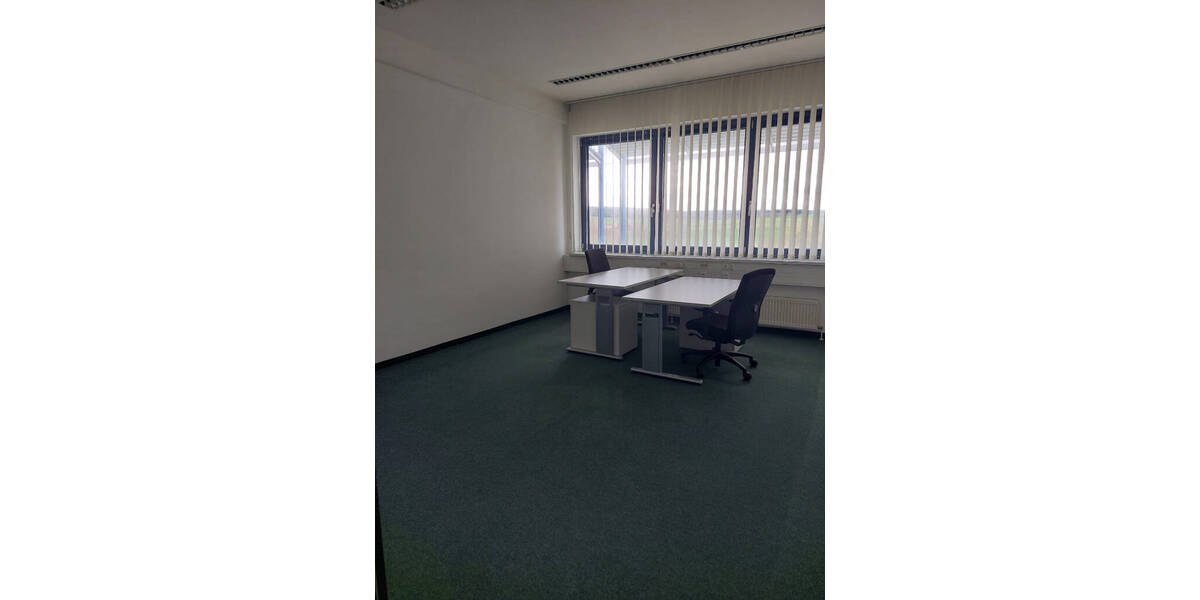 Gewerbeobjekt Zwickau Stenn - 415&euro; | Angebot:26442214