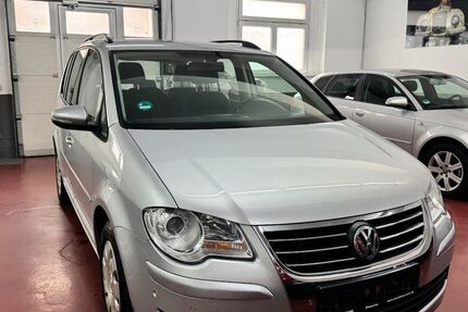 VW Touran 107.251 km 5.900 &euro; Chemnitz 09113