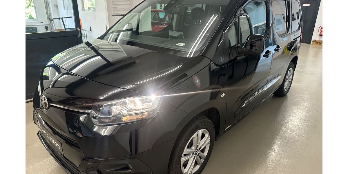 Toyota Proace City 64.094 km 19.990 &euro; LEONBERG 71229
