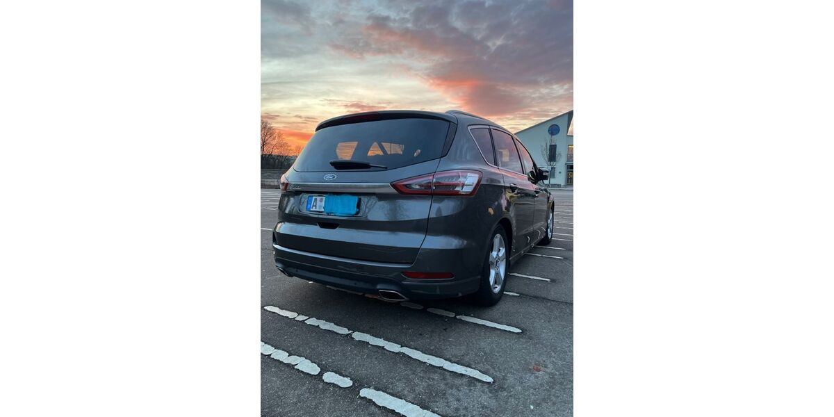 Ford S-Max 107.000 km 17.900 &euro; Augsburg 86156