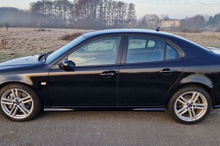 Saab 9-3 121.000 km 22.999 &euro; Frankfurt 60528