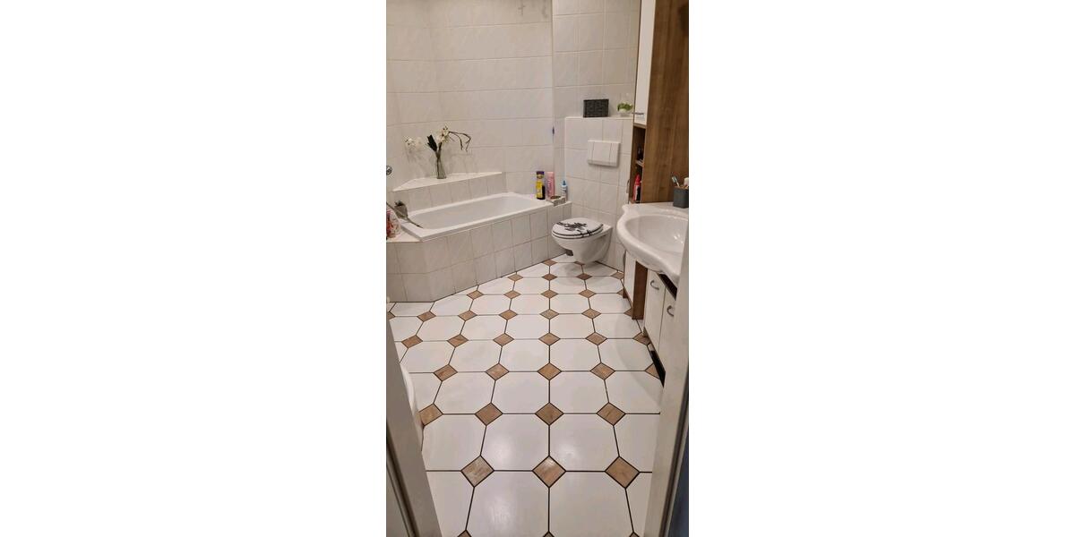 5 Zimmer Wohnung in DUDERSTADT mit kleinem Garten zu vermieten. 5 zimmer