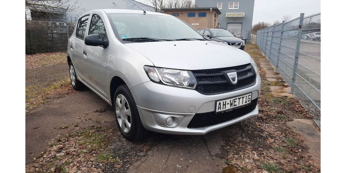Dacia Sandero 99.800 km 5.499 &euro; Köthen 06366