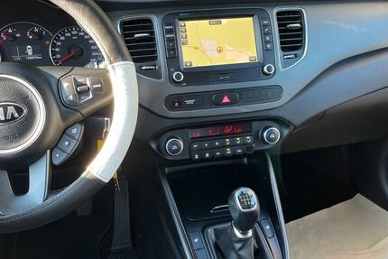 Kia Carens 120.700 km 10.400 € Halsenbach 56283