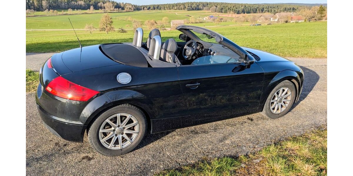 Audi TT 124.000 km 9.450 &euro; Pfalzgrafenweiler 72285