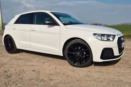 Audi A1 52.440 km 17.499 &euro; Bad emstal 34308