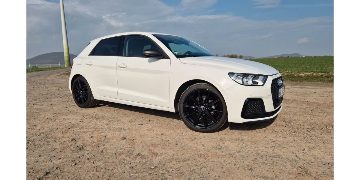 Audi A1 52.440 km 17.699 &euro; Bad emstal 34308