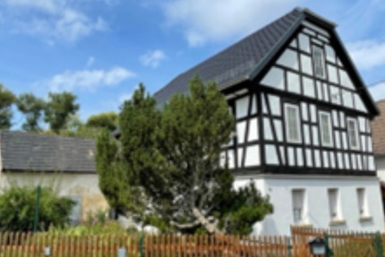 Einfamilienhaus in ruhiger Ortskernlage im Altenburger Land 10 zimmer