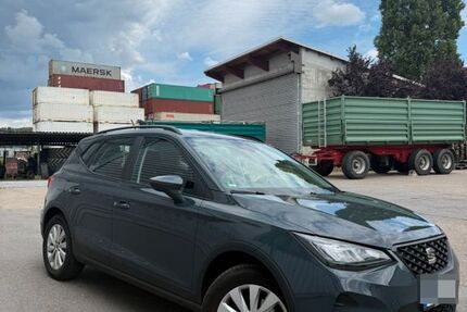 Seat Arona 5.771 km 20.990 € Regensburg 93047
