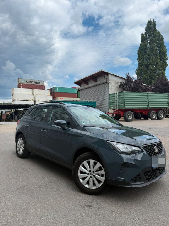 Seat Arona 5.771 km 20.990 € Regensburg 93047