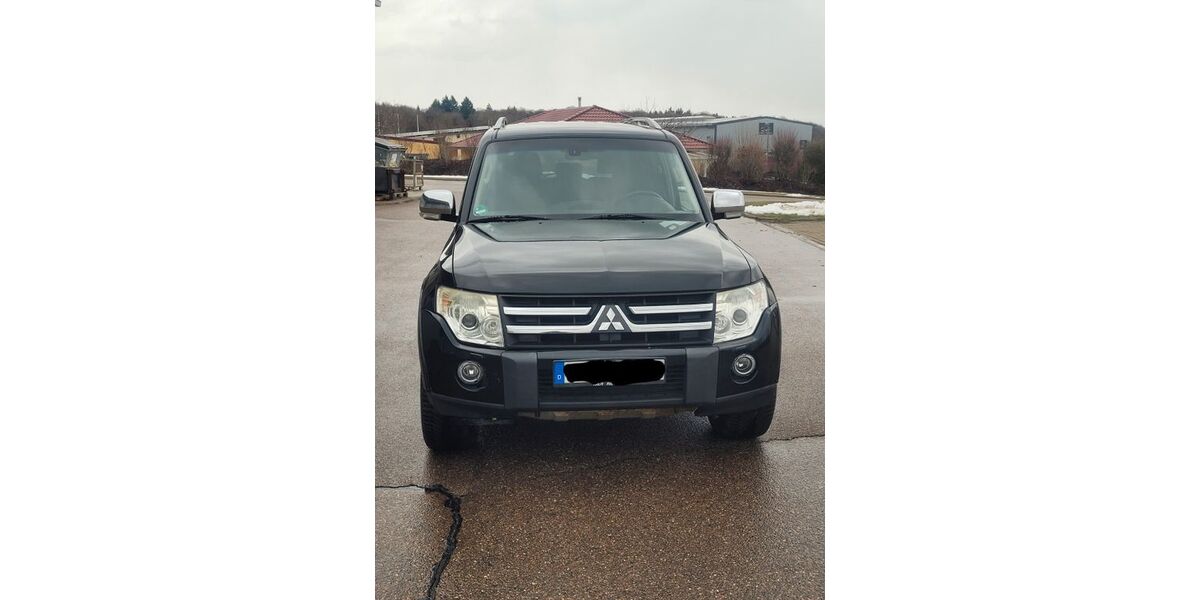 Mitsubishi Pajero 230.000 km 11.000 &euro; Niederstetten 97996