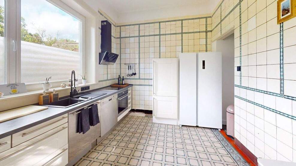 Renoviertes Altbau-Haus aus der Gründerzeit in Bauernhaus-Umgebung Alt-Osdorf 5 zimmer