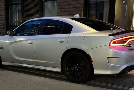 Dodge Charger 62.000 km 42.000 &euro; Uetersen 25436