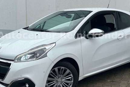 Peugeot 208 115.000 km 5.299 € Berlin 13409