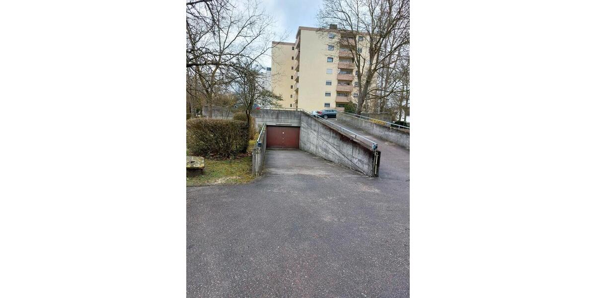 Etagenwohnung Gunzenhausen - 3 Zimmer, 87 m&sup2;, 180.000&euro; | Angebot:25712880