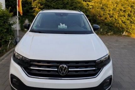 VW T-Cross 48.000 km 14.799 &euro; Stuttgart 70435