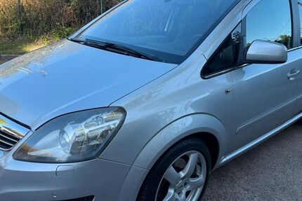 Opel Zafira 150.000 km 7.500 &euro; Pinneberg 25421