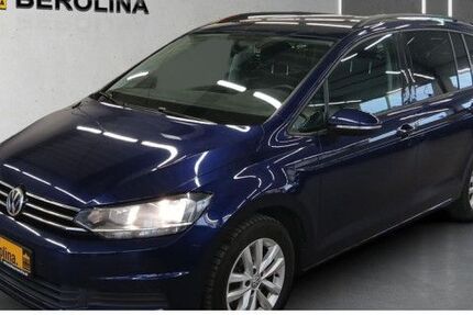 VW Touran 133.121 km 15.444 &euro; Berlin 12105