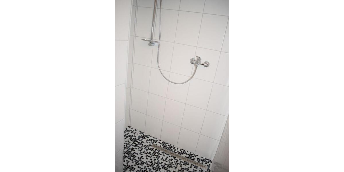 Erdgeschoßwohnung Pforzheim - 5 Zimmer, 121 m&sup2;, 1.050&euro; | Angebot:24817754