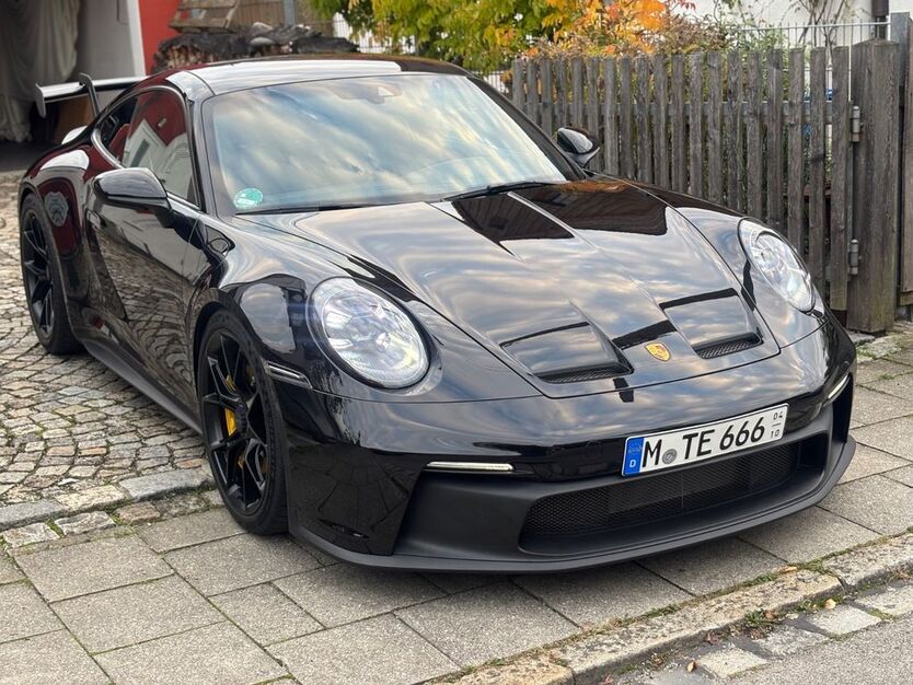 Porsche 992 1.780 km 225.000 € Mintraching/Neufahrn 85375