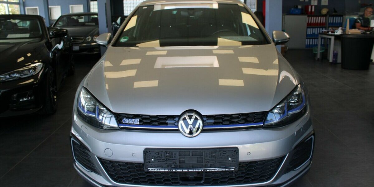 VW Golf 1.4 GTE Plug-In-Hybrid DSG 99.120 km 15.980 &euro; Euskirchen 53881