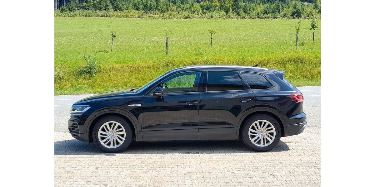 VW Touareg 216.300 km 24.395 &euro; Achslach 94250
