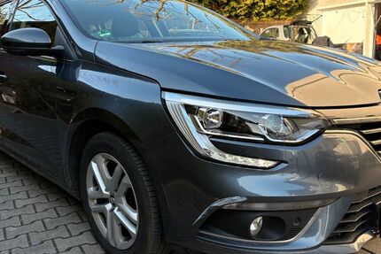Renault Megane 124.600 km 9.500 &euro; Puchheim 82178