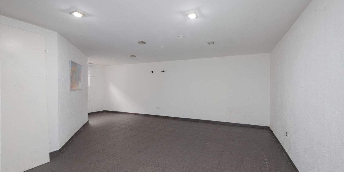 Einfamilienhaus Birkenfeld - 6 Zimmer, 218 m&sup2;, 690.000&euro; | Angebot:24860354