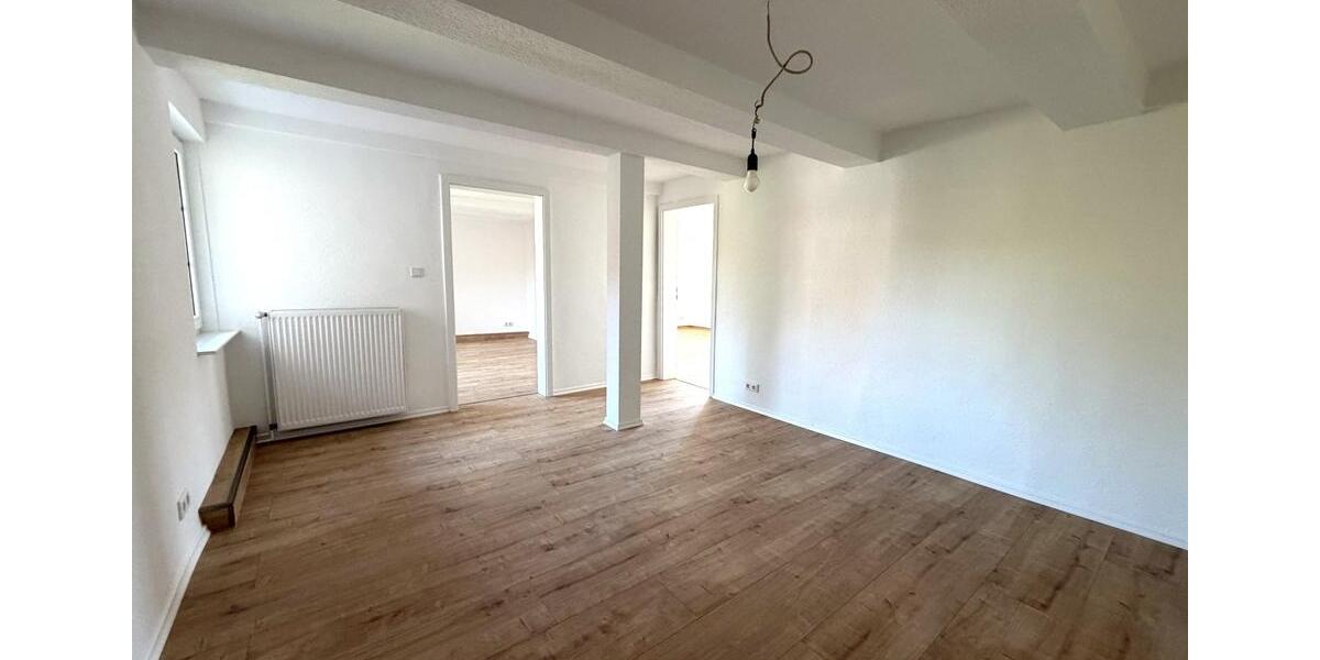 Etagenwohnung Börßum - 5 Zimmer, 142 m&sup2;, 1.050&euro; | Angebot:26412812