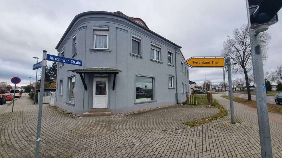 Büro in Genthin 560 € 80 m²